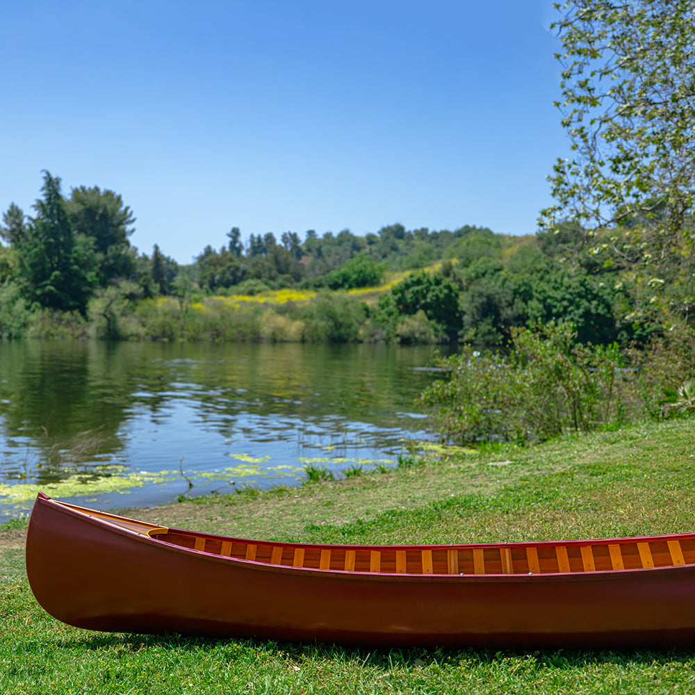 RED CANOE WITH RIBS CURVED BOW | Wooden Kayak | Boat | Canoe with Paddles for fishing and water sports For Wholesale
