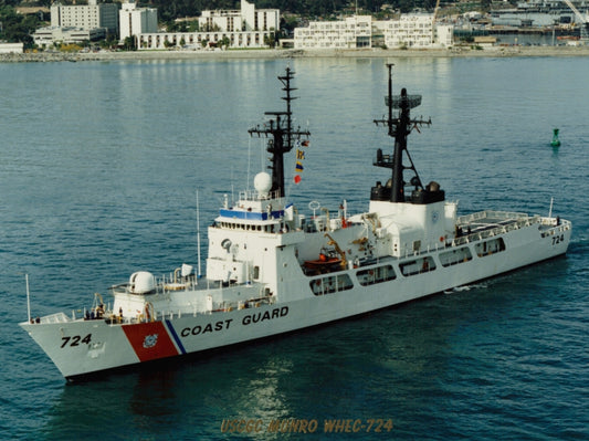 USCGC Douglas Munro WHEC-724 L76cm Ship Model