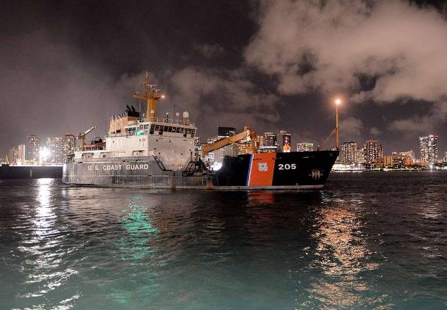 USCGC Walnut (WLB-205) L91cm Ship Model