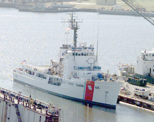 USCGC Durable WMEC-628 L91cm Ship Model