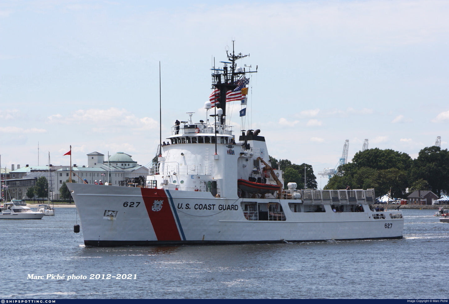 USCGC Vigorous WMEC-627 L76cm Ship Model