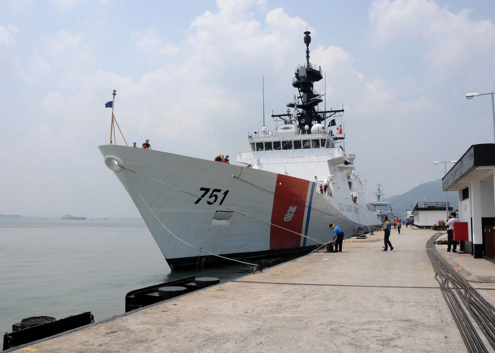 USCGC Waesche WMSL-751 L91cm Ship Model