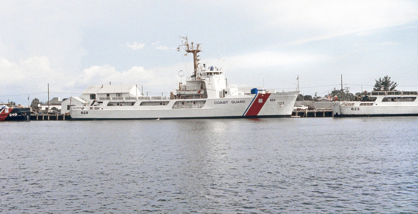 USCGC Decisive WMEC-629 L76cm Ship Model