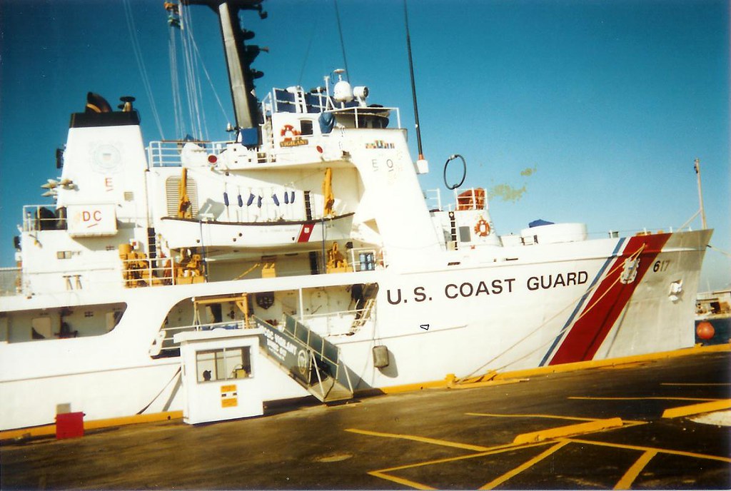 USCGC Vigilant WMEC-617 L76cm Ship Model