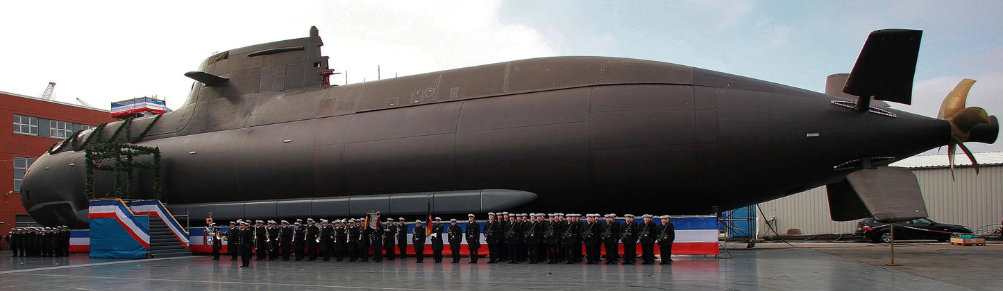 German Type 212A Submarine (U-Boot Klasse 212A) 36 Inches Model