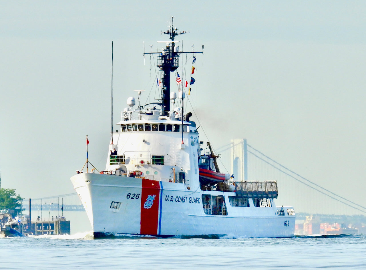 USCGC Dependable WMEC-626 L76cm Ship Model