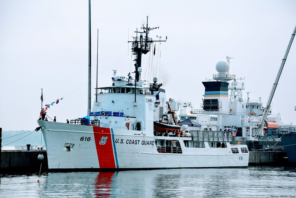 USCGC Diligence WMEC-616 L76cm Ship Model