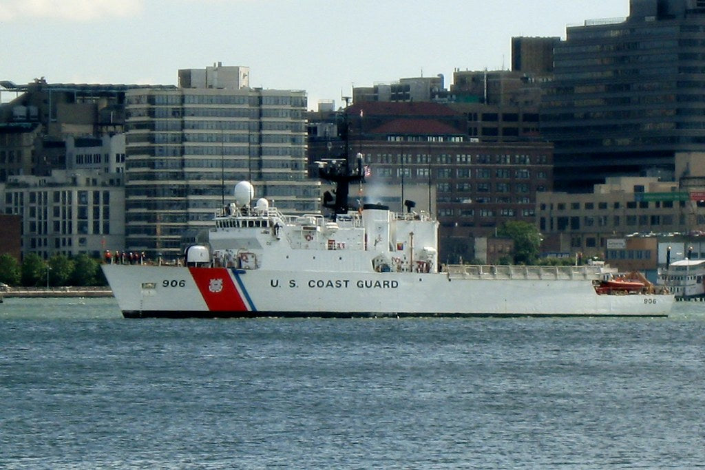 USCGC Seneca WMEC-906 L76cm Ship Model