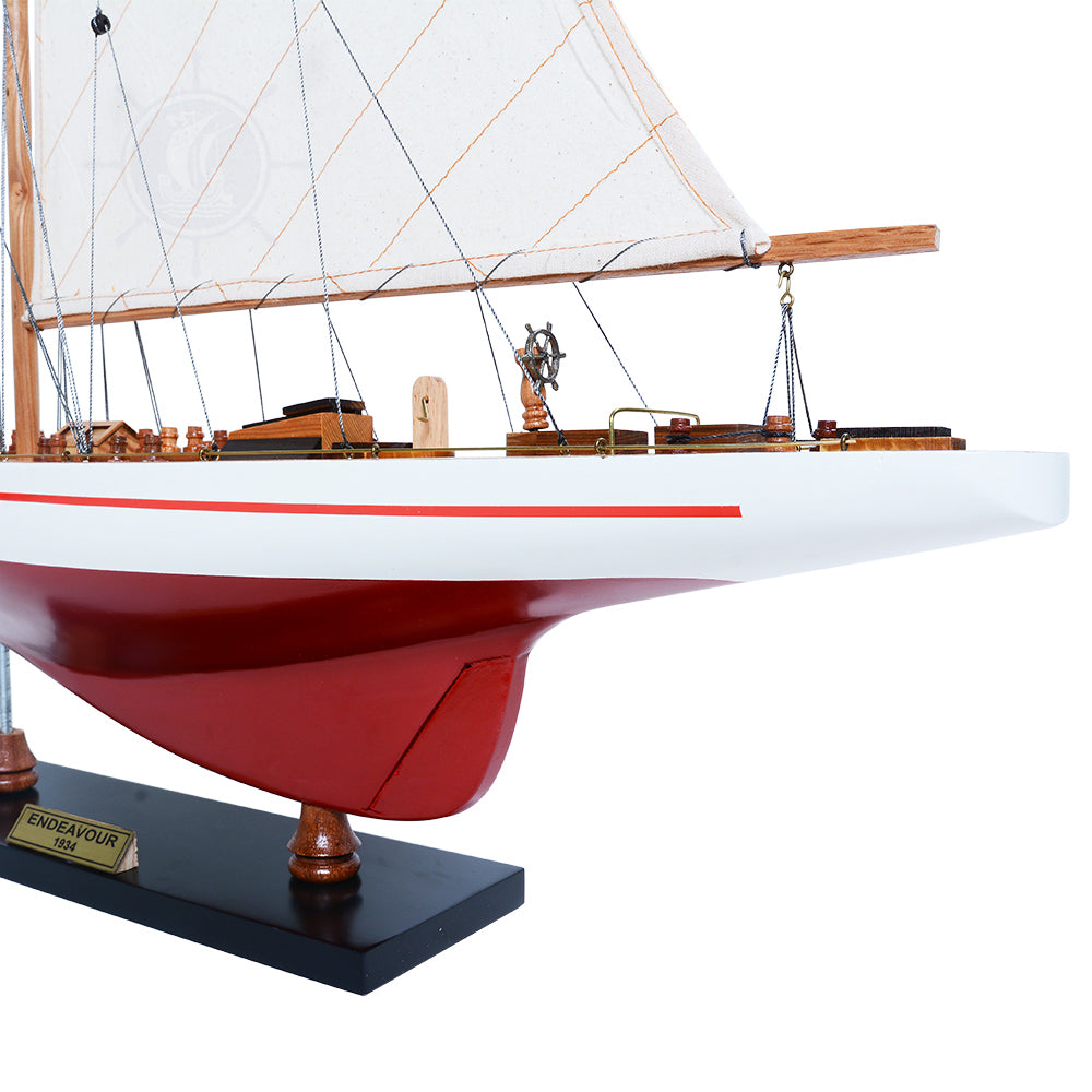 ENDEAVOUR PAINTED L60 Model Yacht | Fully Assembled Wooden Ship Model For Wholesale