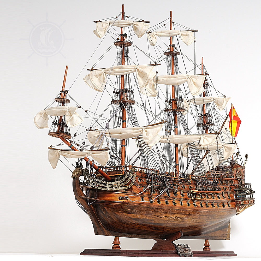 SAN FELIPE LARGE WITH TABLE TOP DISPLAY CASE | High-quality | Fully Assembled Wooden Ship Models For Wholesale
