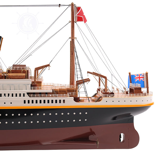 TITANIC CRUISE SHIP MODEL PAINTED LARGE| High-quality Cruiser| Fully Assembled Wooden Model Ship