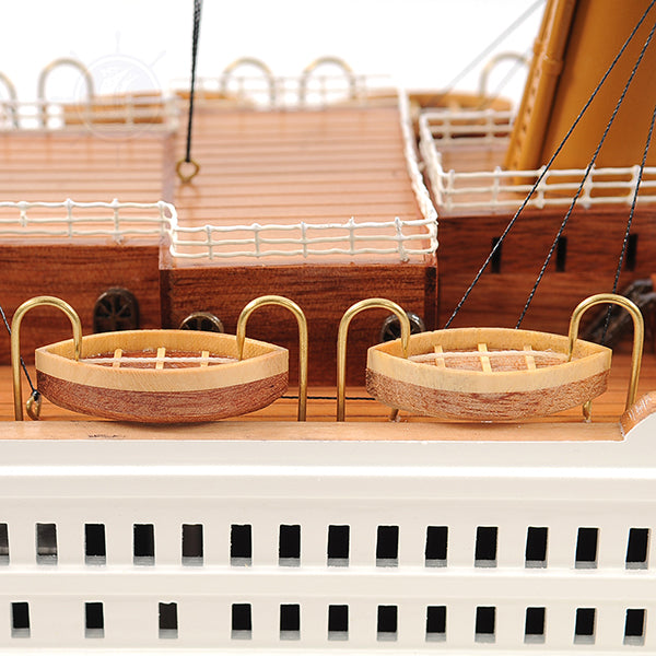 TITANIC CRUISE SHIP MODEL PAINTED LARGE| High-quality Cruiser| Fully Assembled Wooden Model Ship