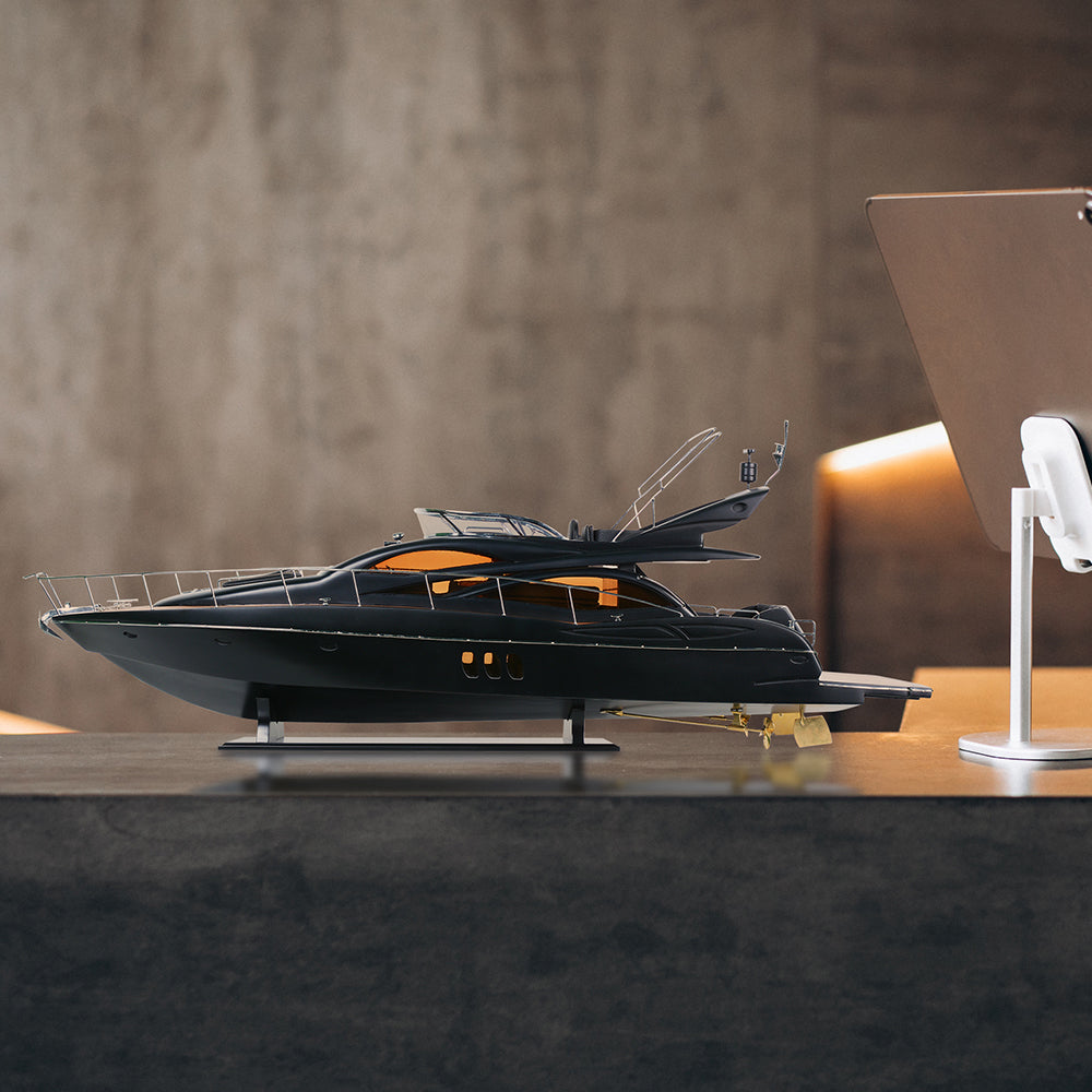 Manhattan Sunseeker 64 Black | High-quality | Fully Assembled Wooden Model boats For Wholesale