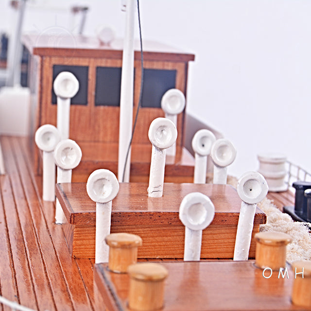 WATERDALE MODEL BOAT H L60 CM | High-quality | Fully Assembled Wooden Model boats For Wholesales