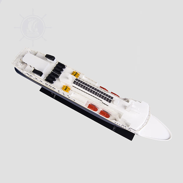 National Geographic Explorer Small 12 Inches L Cruiseship model