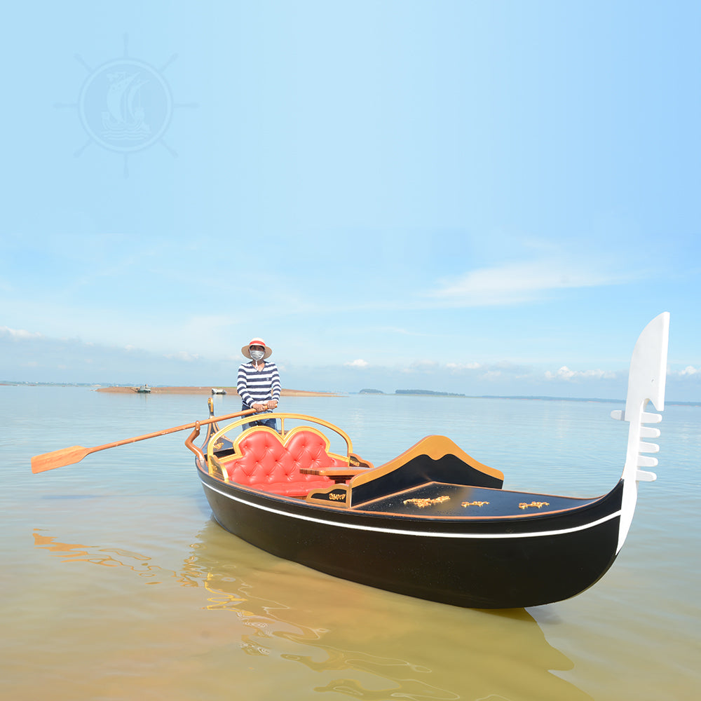 VENETIAN GONDOLA REAL BOAT 650CM CUSTOM MADE | Wooden Kayak | Boat | Canoe with Paddles for fishing and water sports For Wholesale