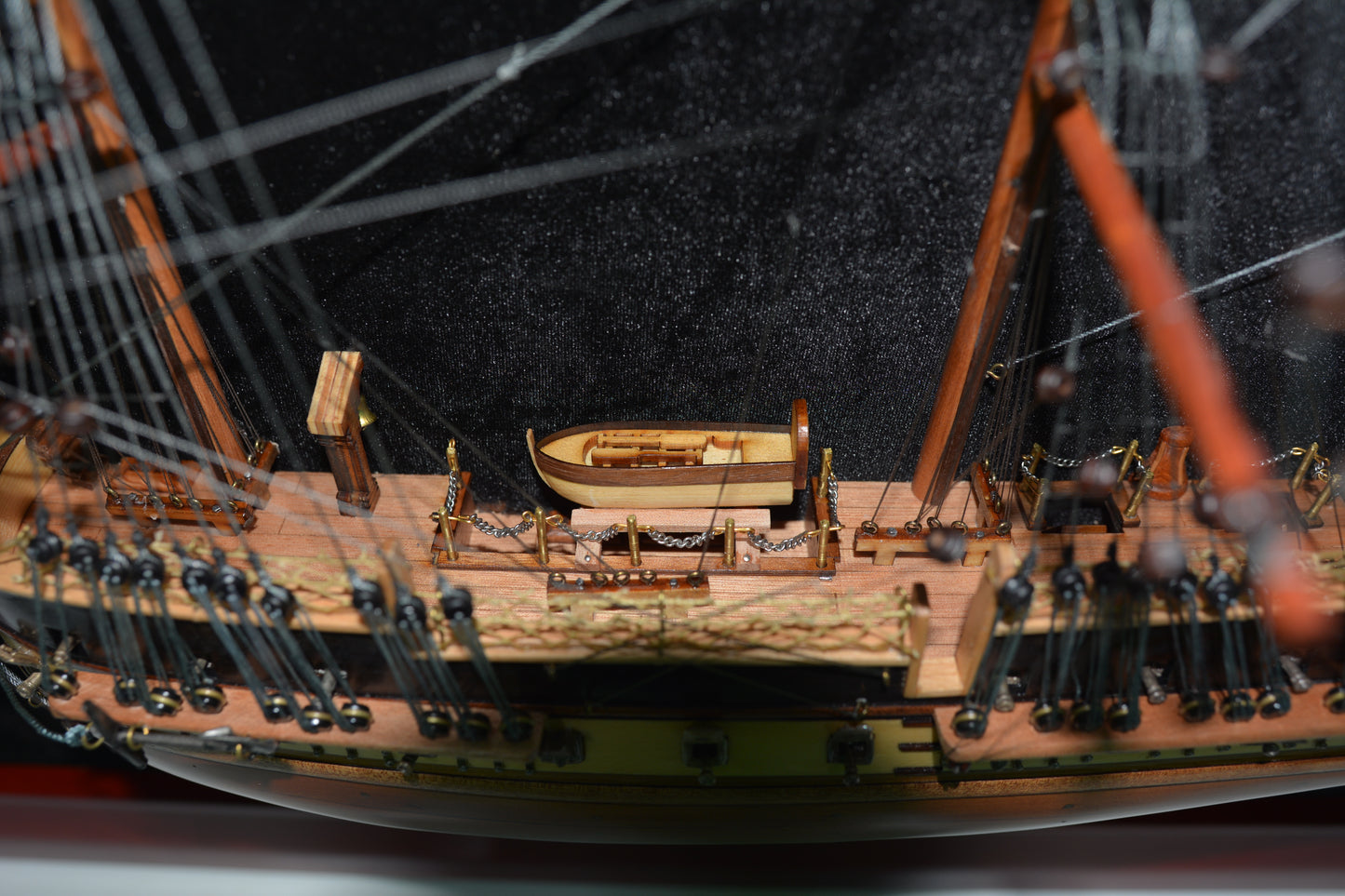 USS Constitution Half-Ship L89cm