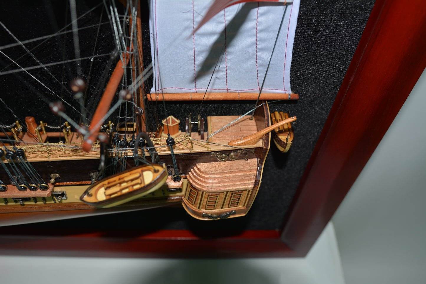 USS Constitution Half-Ship L89cm