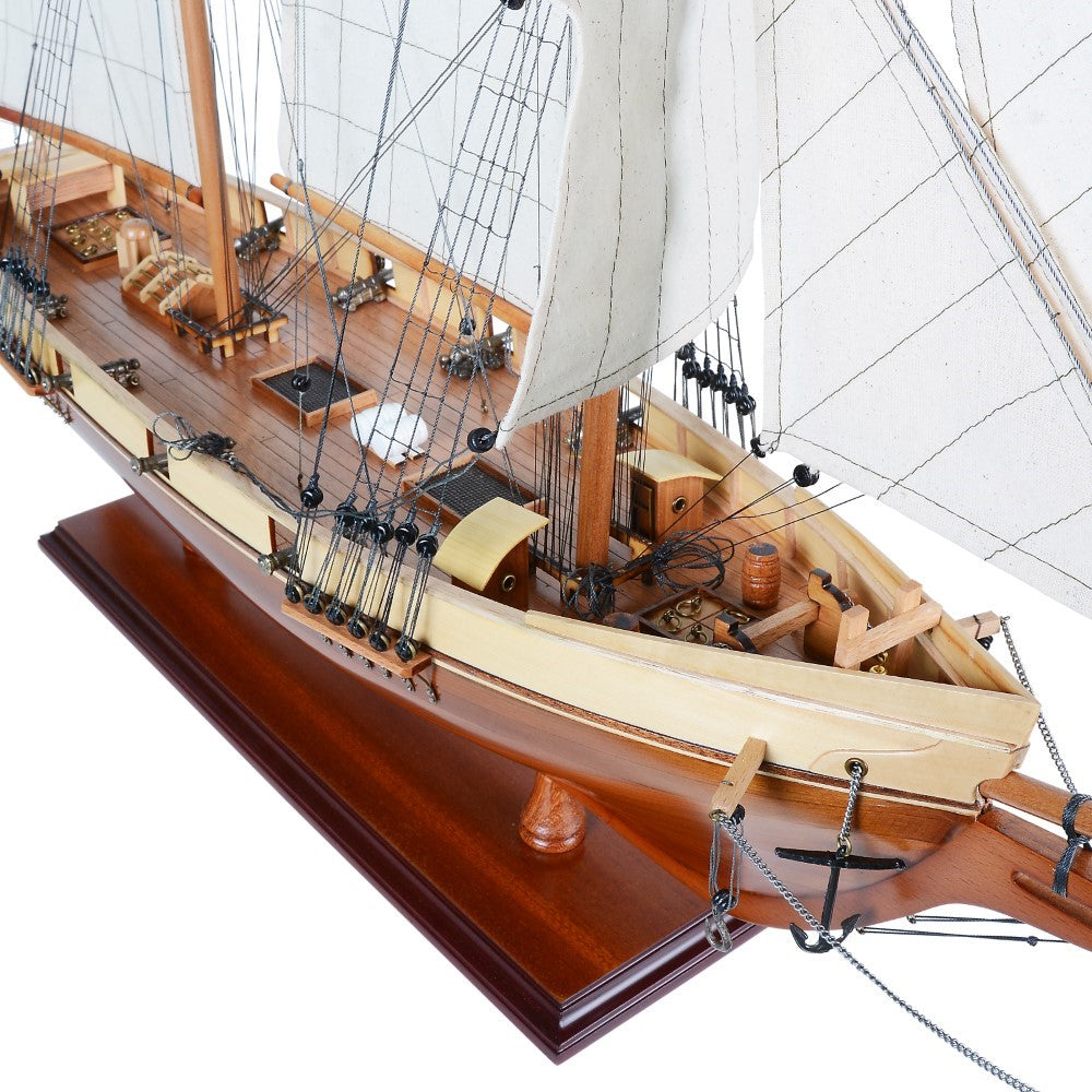 HARVEY MODEL SHIP | High-quality | Fully Assembled Wooden Ship Models For Wholesale