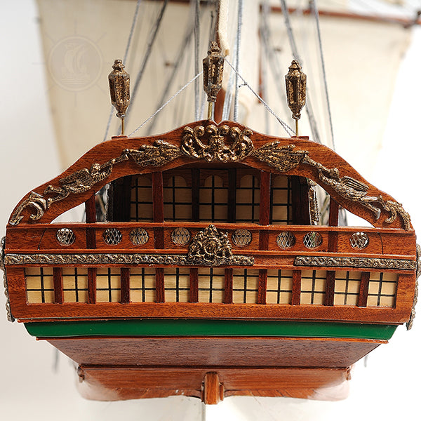 T196 - Norske Love Painted Admiral Line