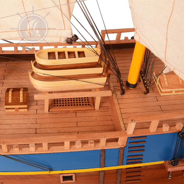 T372 - HMS Endeavour White Painted