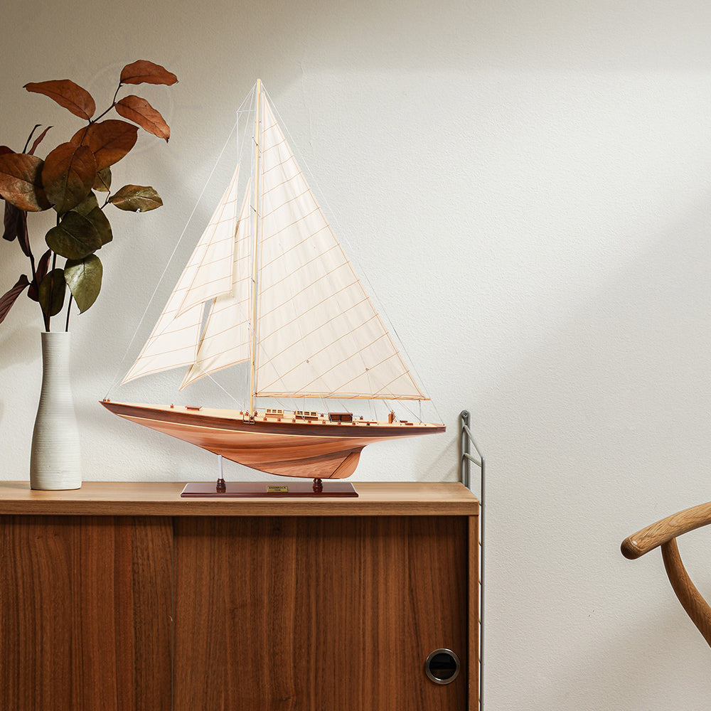 SHAMROCK YACHT L Model Yacht | Fully Assembled Wooden Ship Model For Wholesale