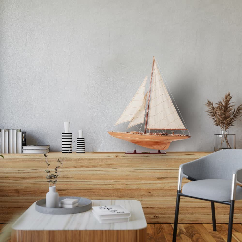 ENDEAVOUR Model Yacht MEDIUM | Fully Assembled Wooden Ship Model For Wholesale