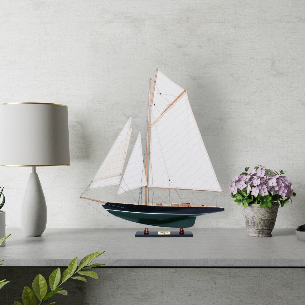 PEN DUICK PAINTED Model Yacht | Fully Assembled Wooden Ship Model For Wholesale