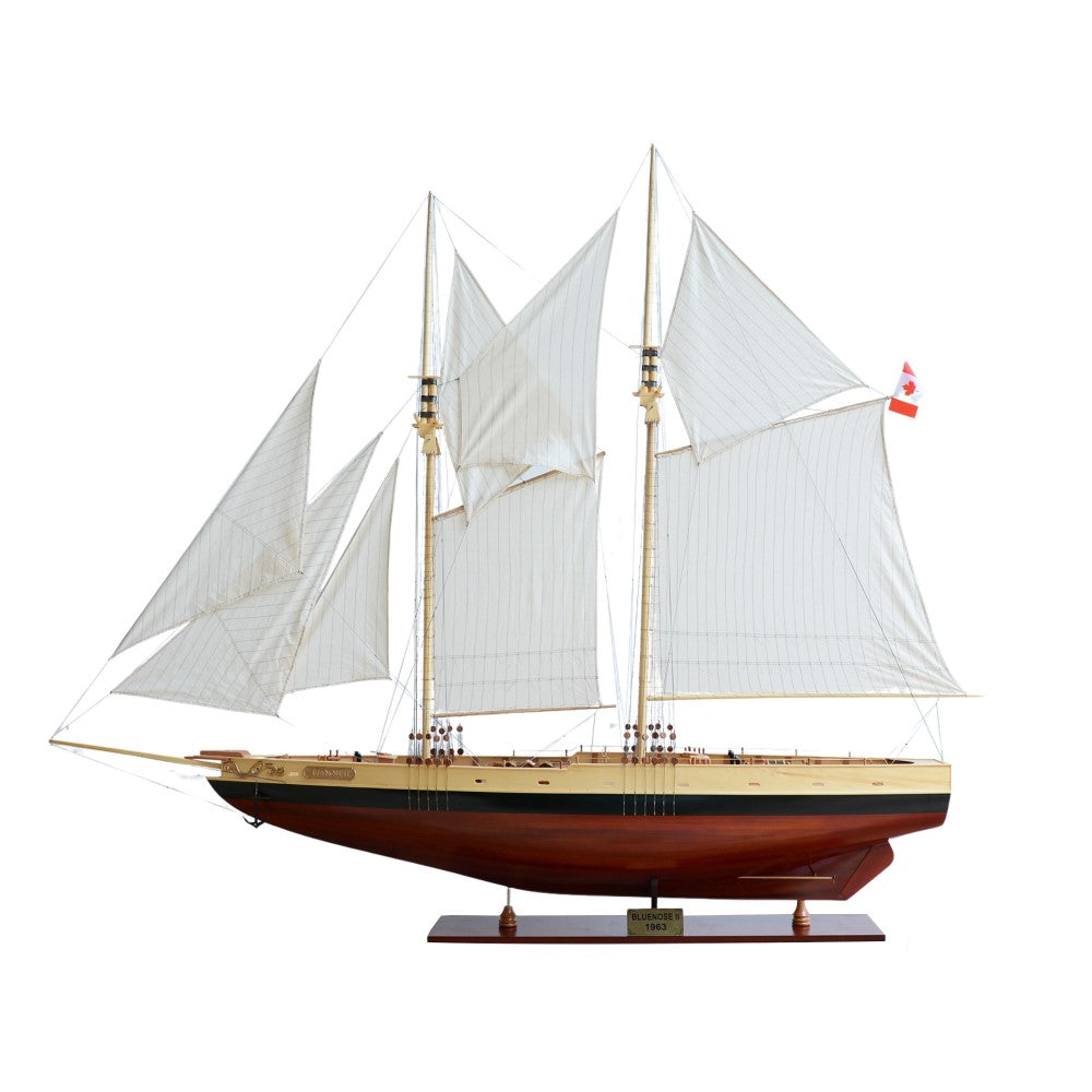 BLUENOSE II XL Model Yacht | Fully Assembled Wooden Ship Model For Wholesale