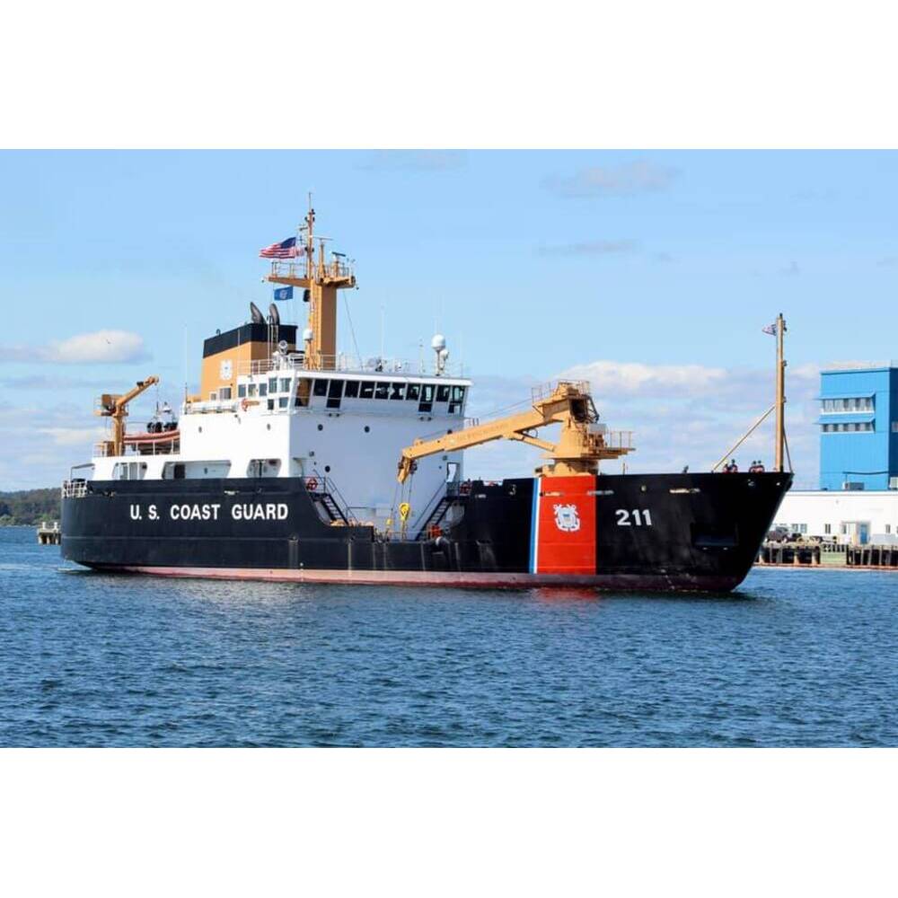 USCGC Oak (WLB-211) L76cm Ship Model