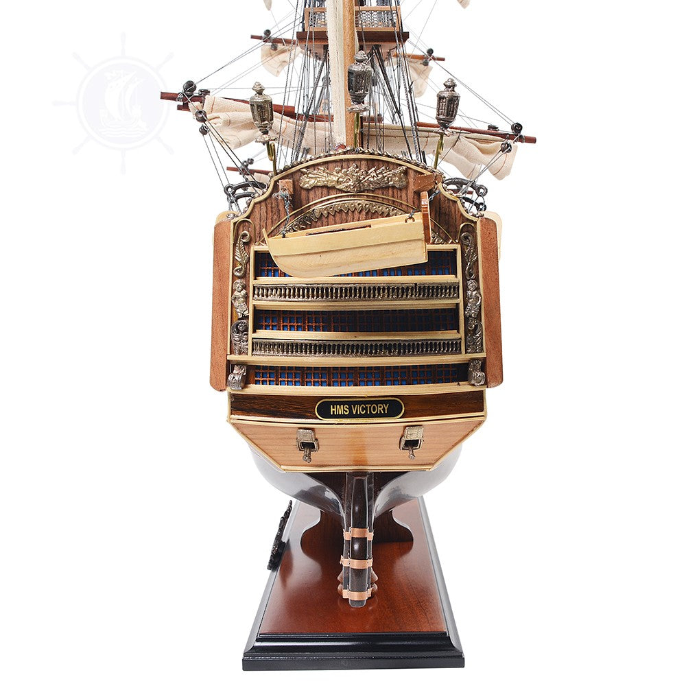 HMS Victory Midsize with Display Case