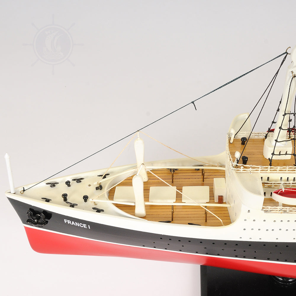 SS FRANCE CRUISE SHIP MODEL PAINTED| High-quality Cruiser| Fully Assembled Wooden Model Ship For Wholesale