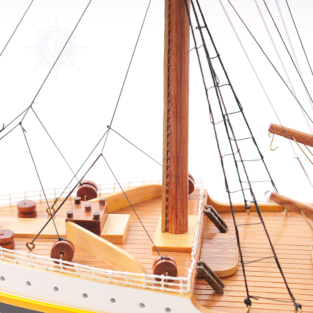 TITANIC CRUISE SHIP MODEL PAINTED | High-quality Cruiser| Fully Assembled Wooden Model Ship For Wholesale