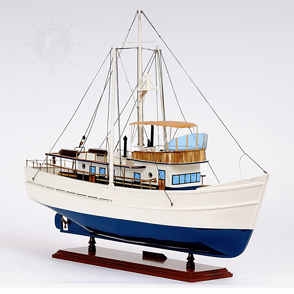 DICKIE WALKER MODEL BOAT L60 | High-quality | Fully Assembled Wooden Model boats For Wholesale