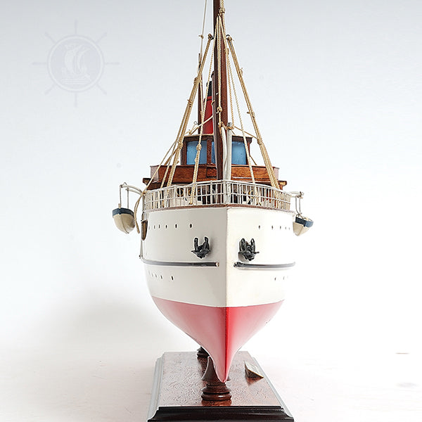 EARNSLAW PAINTED L60 | High-quality Cruiser| Fully Assembled Wooden Model Ship For Wholesale