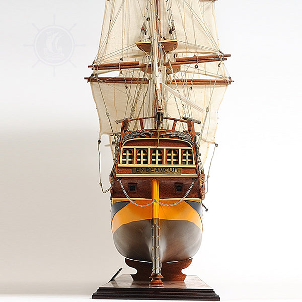 HMS ENDEAVOUR PAINTED | High-quality | Fully Assembled Wooden Ship Models For Wholesale