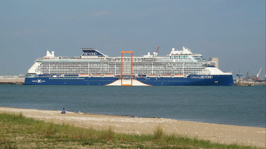 American Celebrity Beyond (Edge-Class) Cruise Ship 36 Inches Model