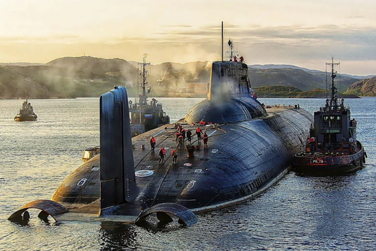 Russian Typhoon-Class Submarine (Project 941 Akula) 30 Inches Model
