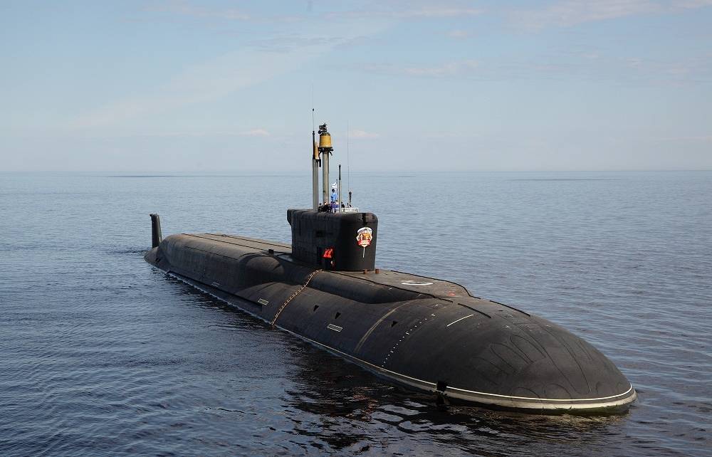 Russian K-535 Yuriy Dolgorukiy Borei-Class Submarine (Project 955) 36 Inches Model