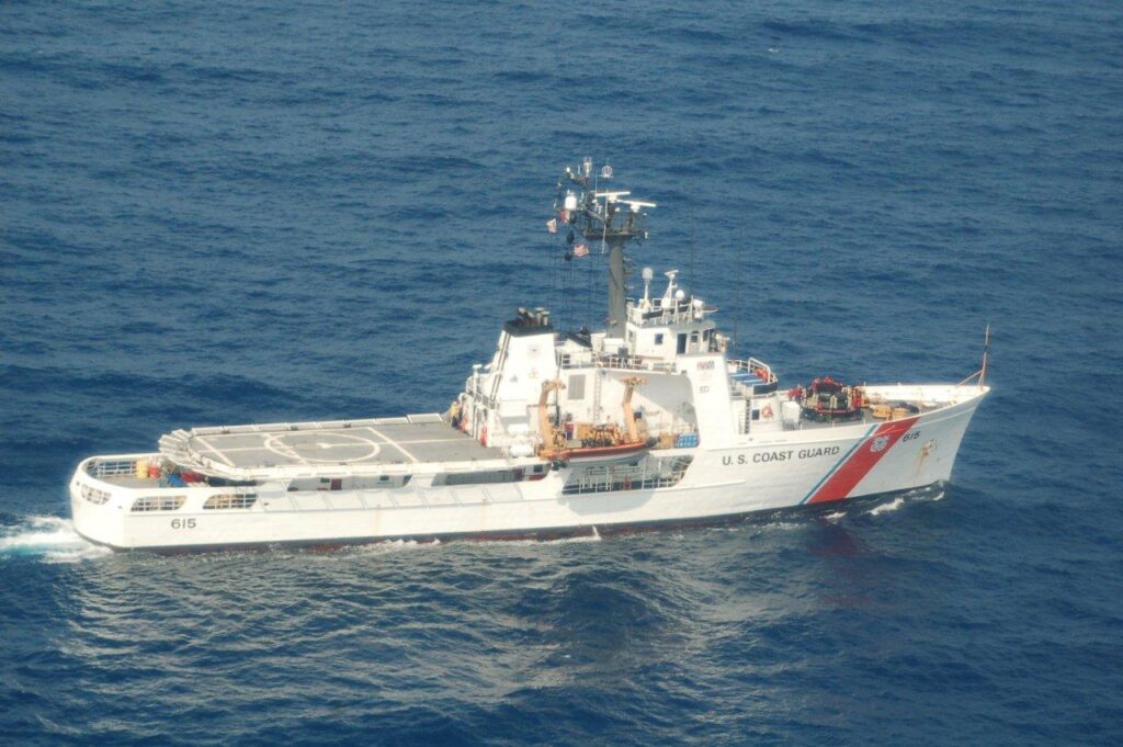 USCGC Reliance WMEC-615 L76cm Ship Model