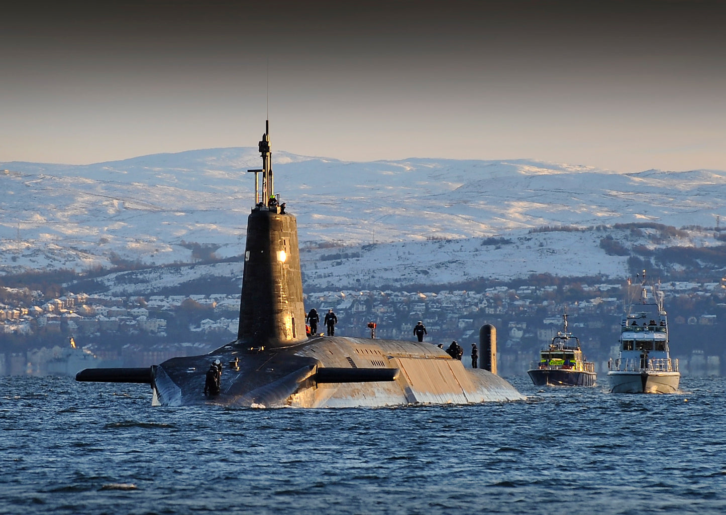 Royal Navy HMS Vanguard Submarine (Vanguard class sub) 36 Inches Model