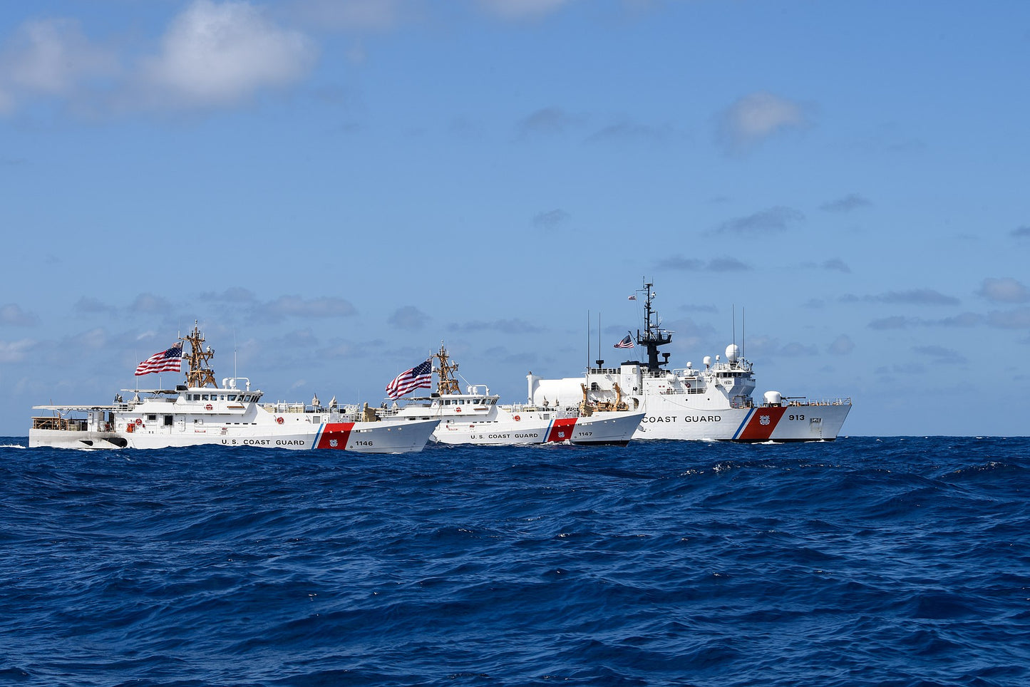 USCGC Mohawk WMEC-913 L76cm Ship Model
