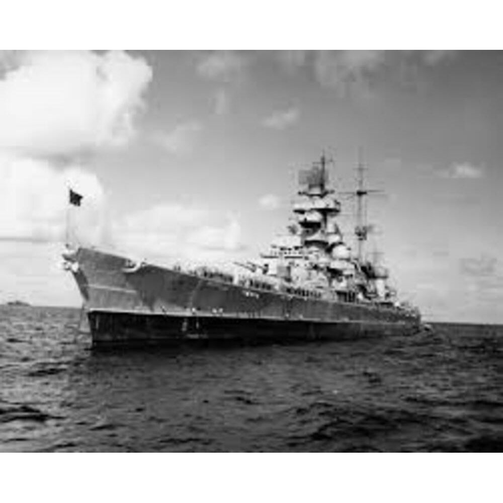 Germany Prinz Eugen (IX 300) Admiral Hipper-Class Heavy Cruiser 30 Inches Model