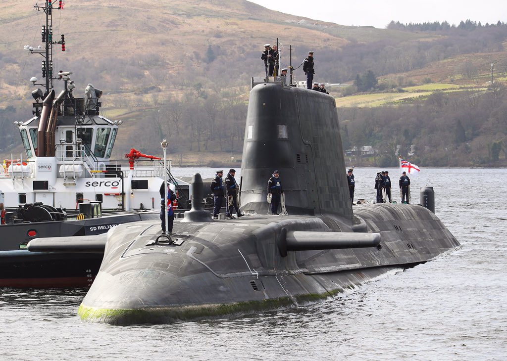 Royal Navy HMS Astute Submarine (S119-Astute Class) 30 Inches Model