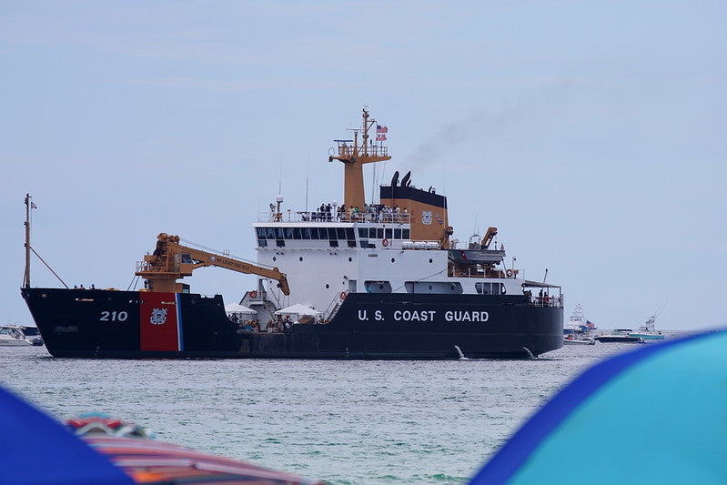 USCGC Cypress (WLB-210) L76cm Ship Model