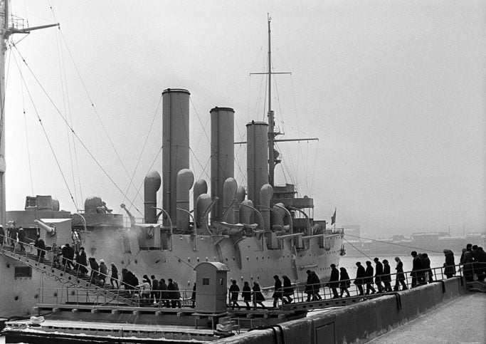 Russian Aurora Pallada-Class (1900) 36 Inches Protected Cruiser Model