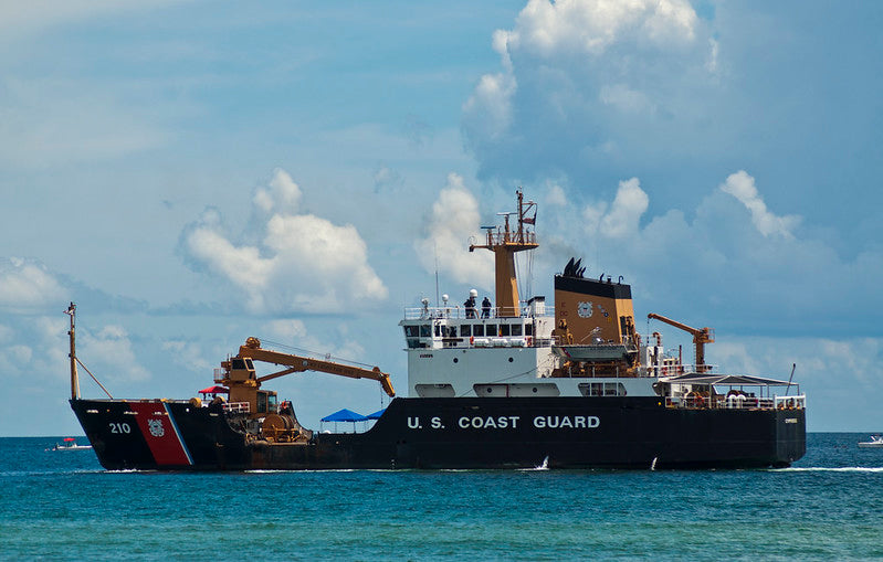 USCGC Cypress (WLB-210) L76cm Ship Model