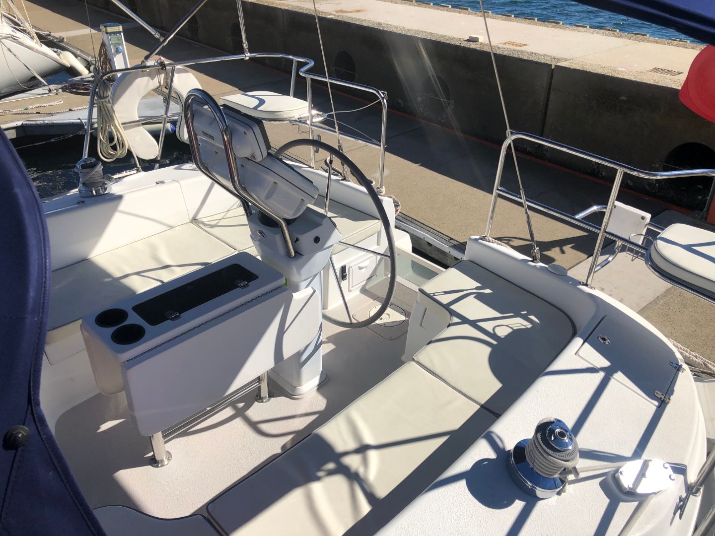 American Catalina 375 (Catalina Series) 36 Inches Ship Model