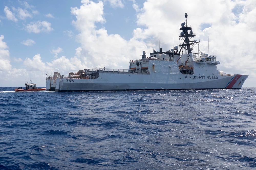 USCGC Munro WMSL-755 L91cm Ship Model