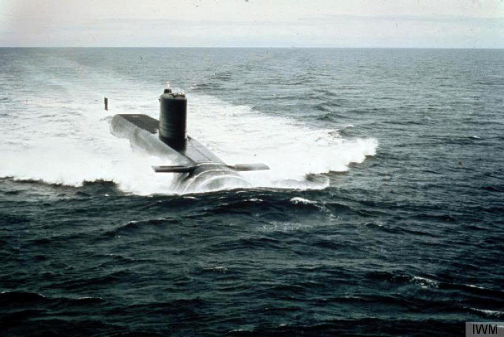 Royal Navy HMS Resolution Submarine (S22) 30 Inches Model